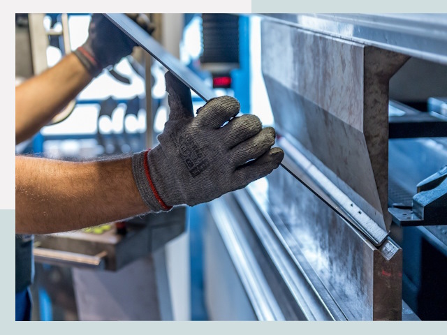 Гибка металла в Новом Уренгое